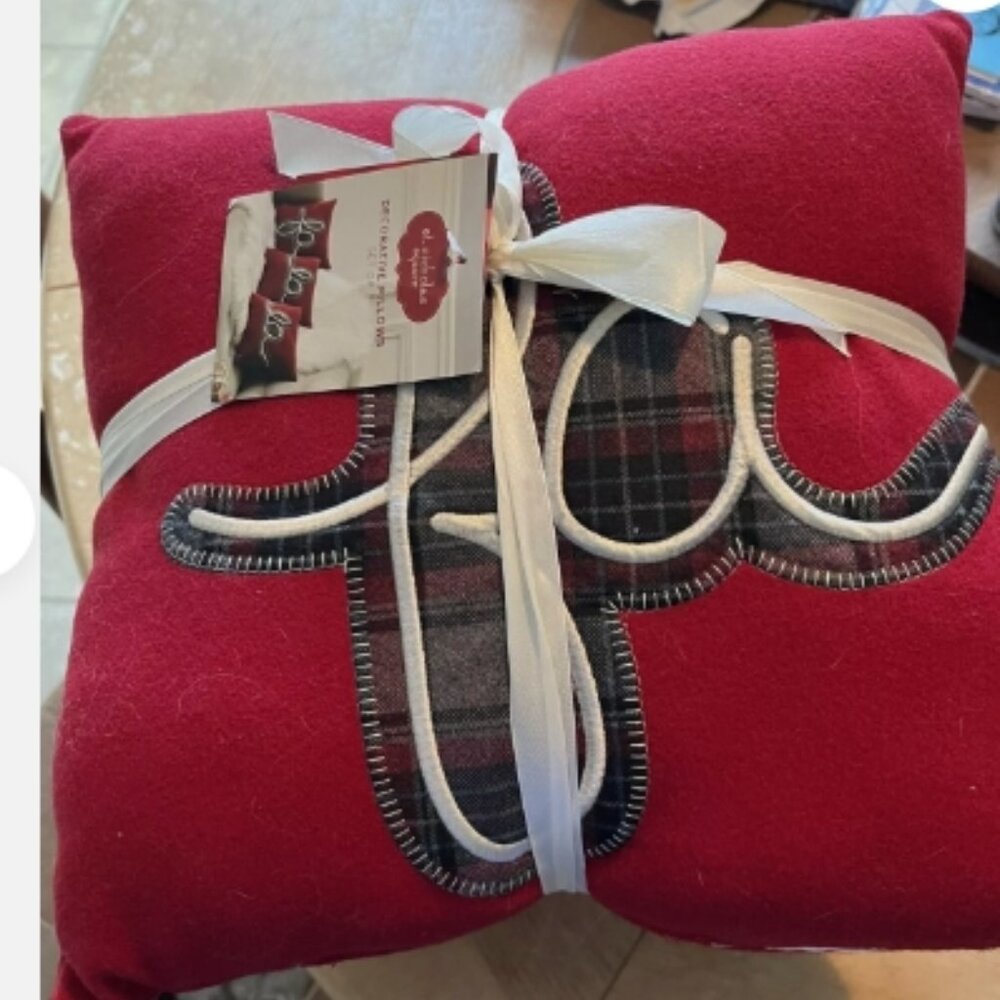 St. Nicholas Square fa-la-la Christmas Holiday Pillow Lot Set Of 3